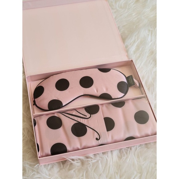 New Victoria's Secret Satin PillowCase & Eye Mask Gift Set - Picture 2 of 3